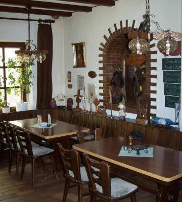 Отель Gasthaus Gombel Браунфельс Экстерьер фото